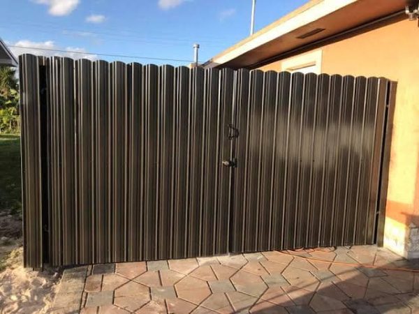 Transform Your Space with Durable and Customizable Dura Fencing