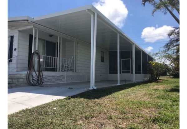 Create the Perfect Entertaining Space with an Aluminum Porch