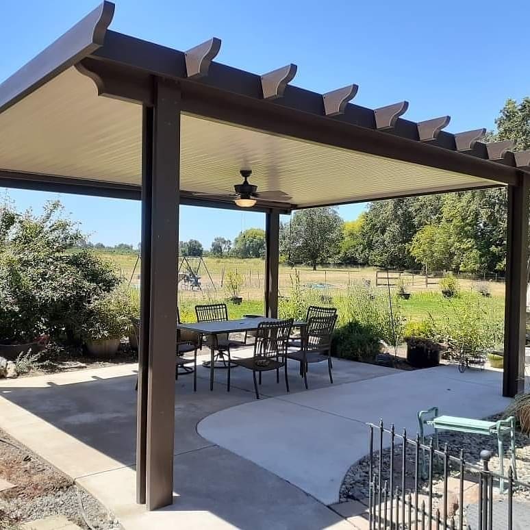 Elevate Your Outdoor Space with an Aluminum Pergola: The Ultimate Trend in Patio and Garden Design